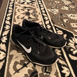 Women’s Nike shoes